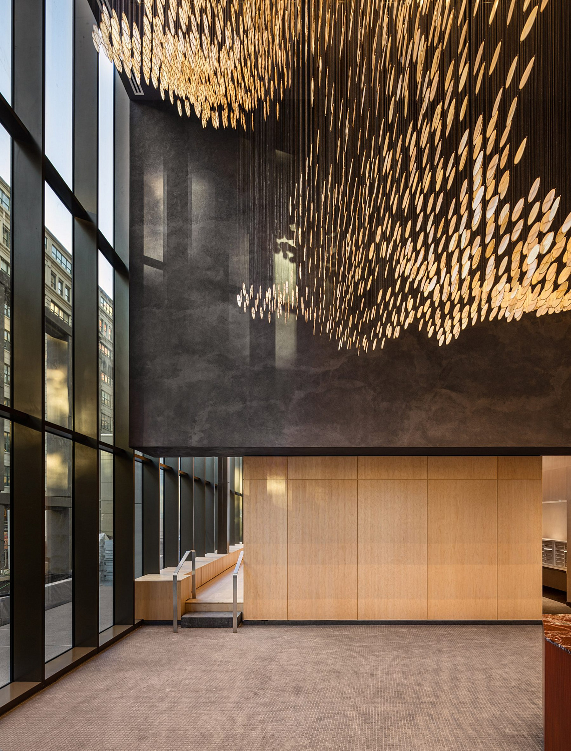 Hill West Architects завершила строительство небоскрёба в Дамбо, похожего на парус