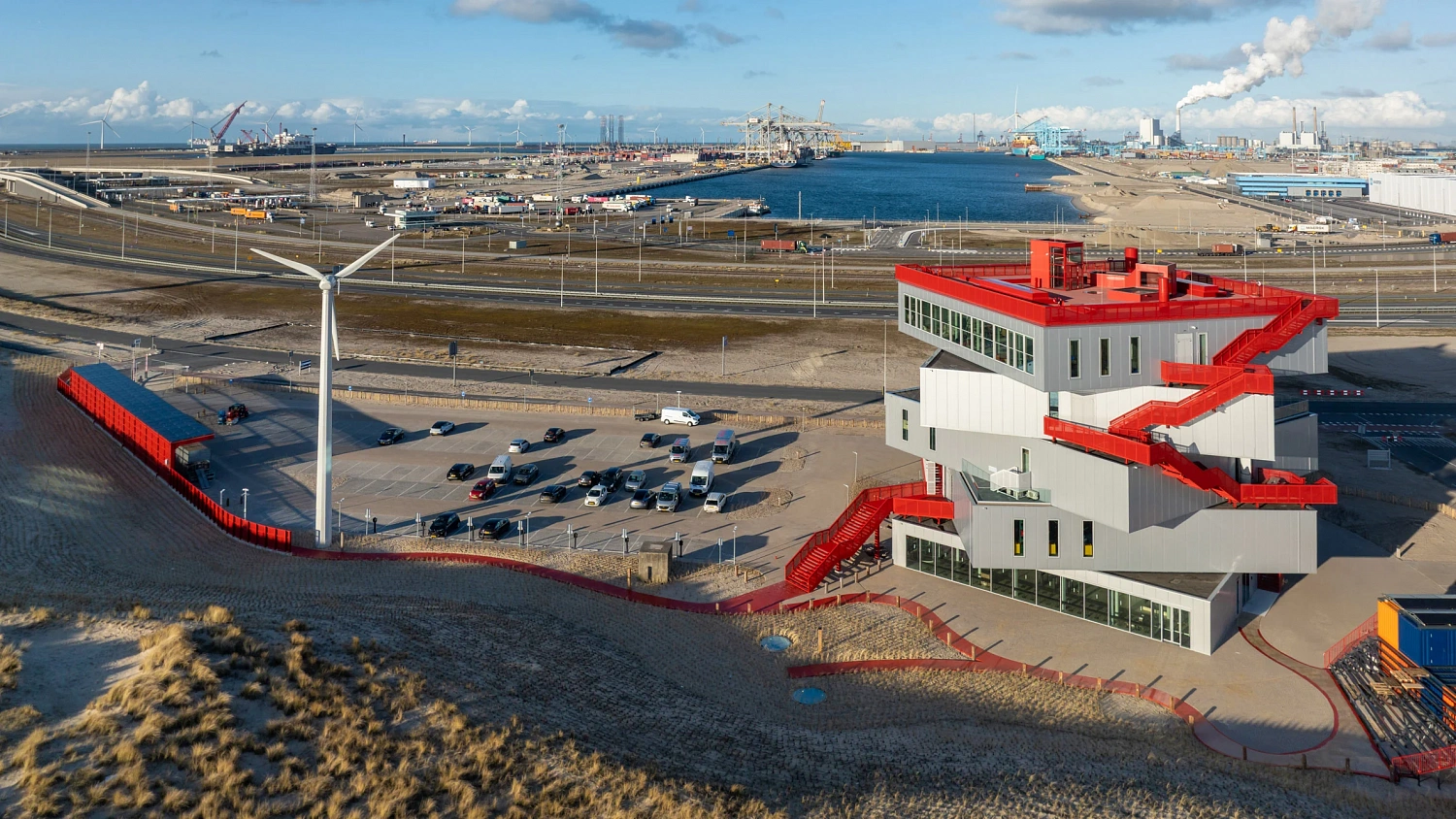 MVRDV: выставочный центр в Роттердаме со смотровой площадкой